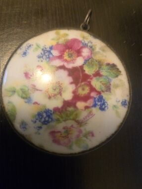 Floral Porcelain Round Pendant Necklace - Pink Multicolor